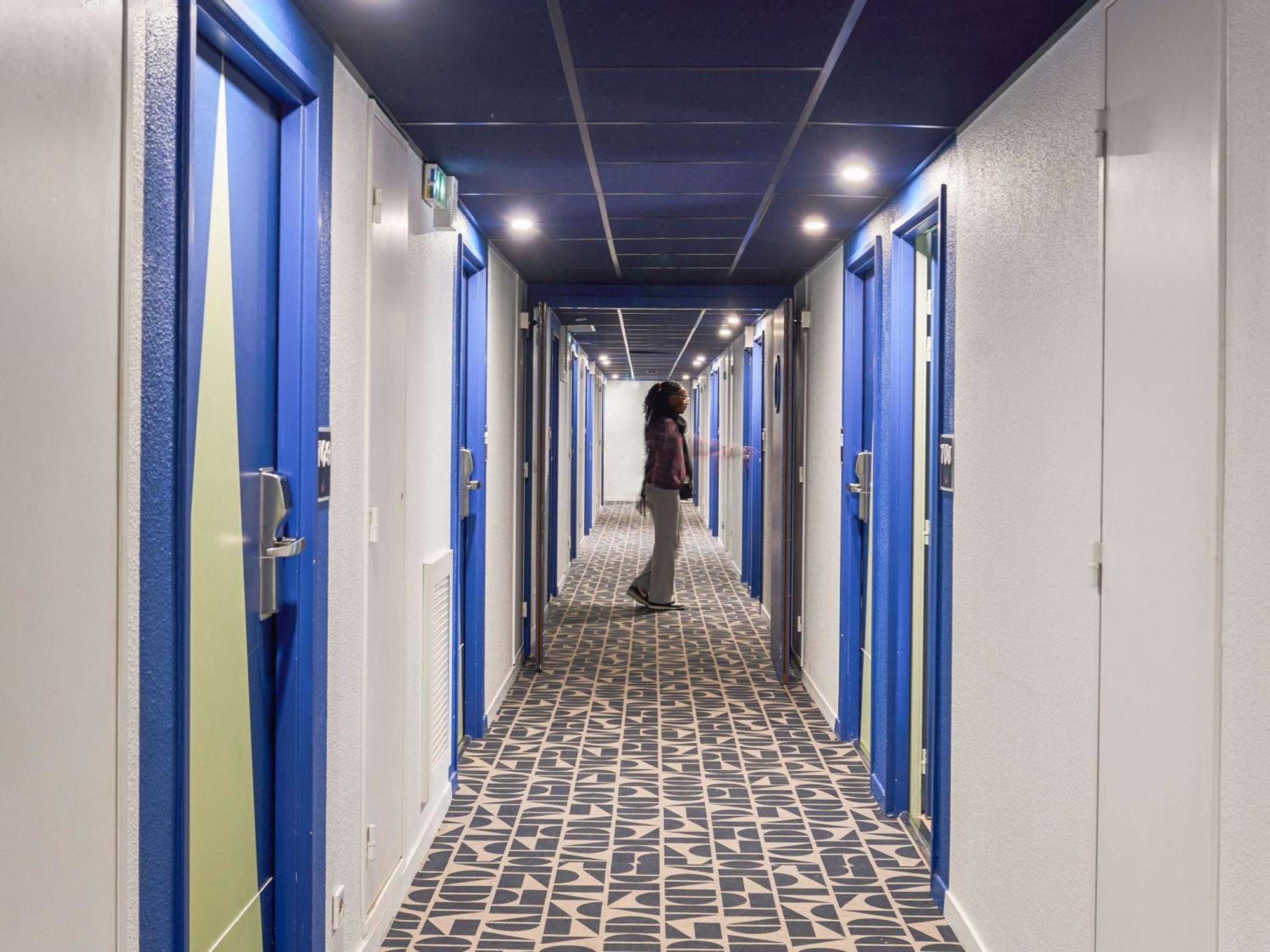 Ibis Budget Bordeaux Centre - Gare Saint Jean Buitenkant foto