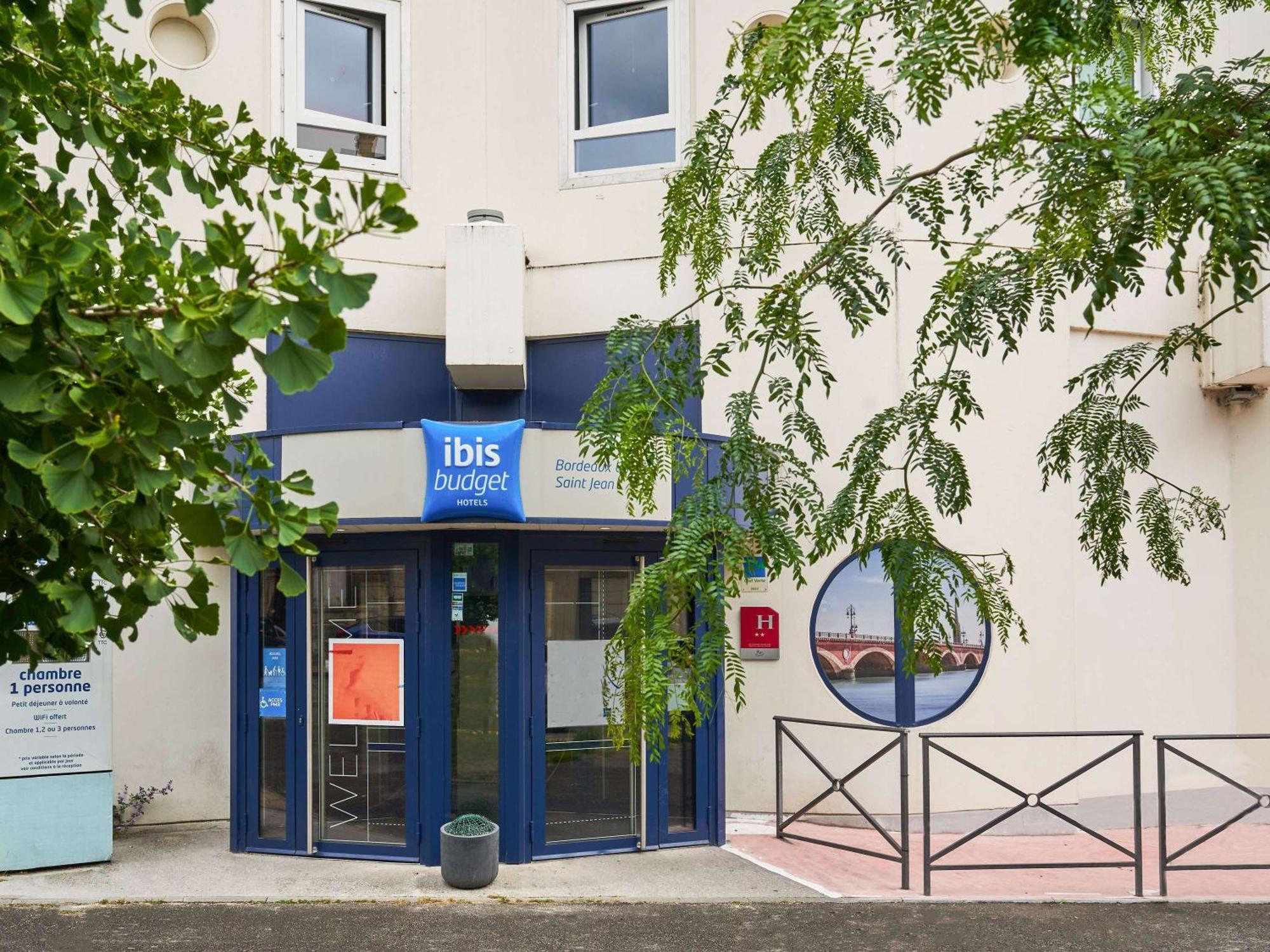 Ibis Budget Bordeaux Centre - Gare Saint Jean Buitenkant foto