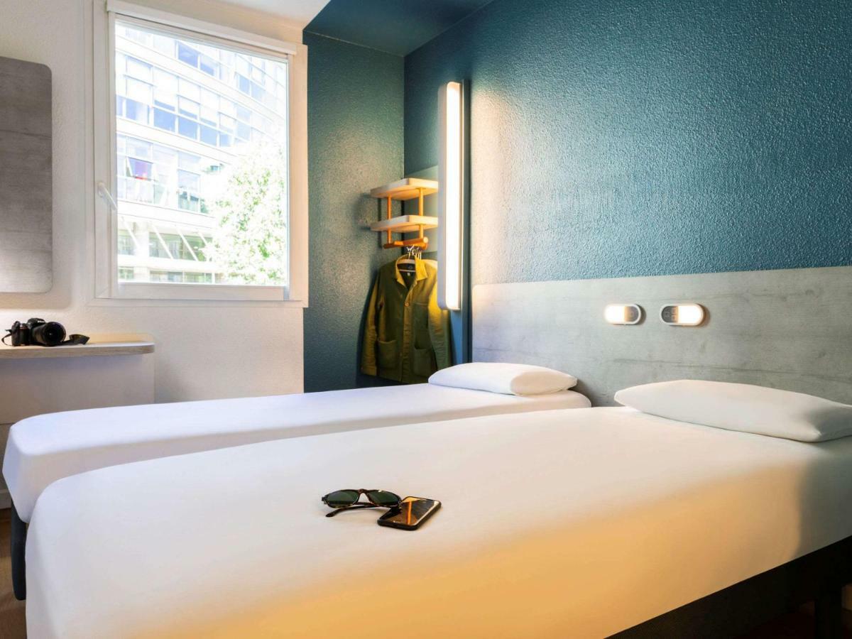 Ibis Budget Bordeaux Centre - Gare Saint Jean Buitenkant foto